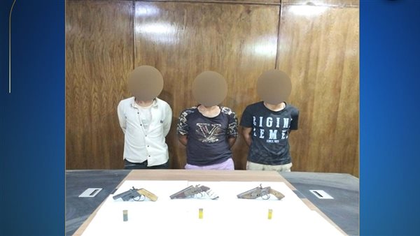 المتهمين بالتشاجر وحيازة أسلحة نارية 