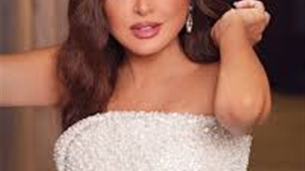 الفنانة انغام