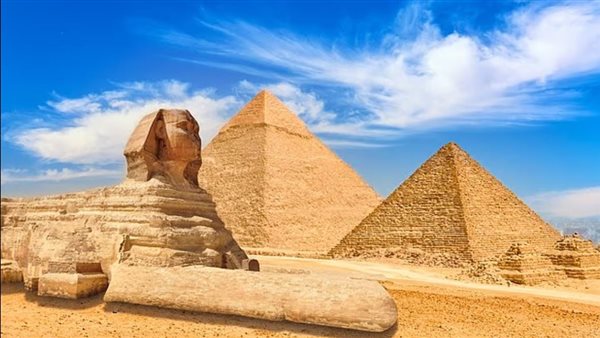 اكتشاف لوحة صخرية نادرة عمرها 6000 عام قرب أسوان