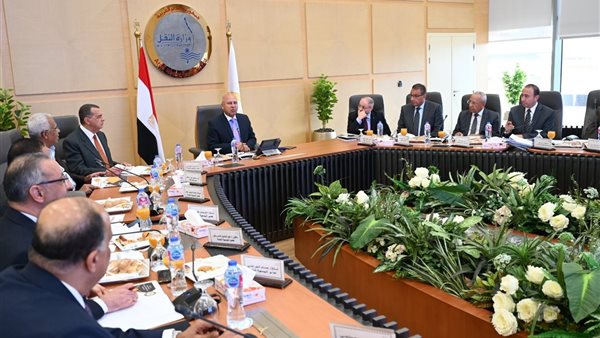 اجتماع الفريق مهندس كامل الوزير