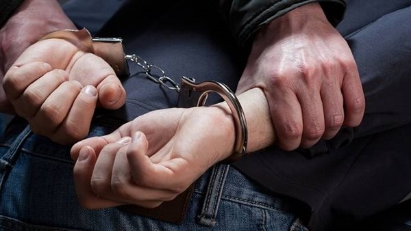 القبض على مطلقة وسايس بعين شمس