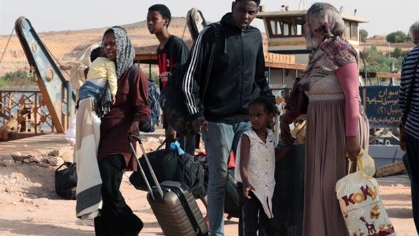 مغادرة السودانيين من مصر إلى وطنهم