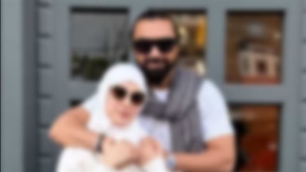 شاهد لحظة خروج زوجة فنان شهير من السجن بعد حبسها 6 شهور بسب 