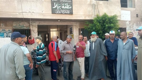 عمال الإصلاح الزراعي ببيلا يتعصمون للمطالبة بتطبيق الحد الأد