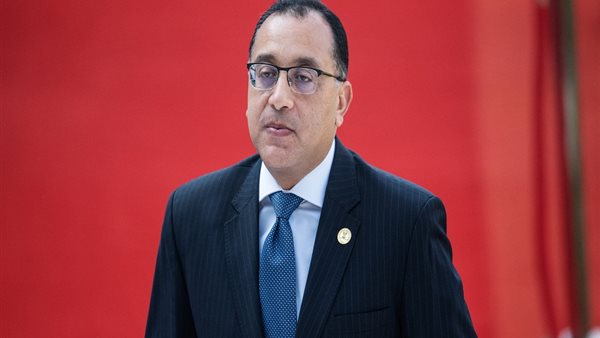 رئيس الوزراء: استمرار جهود الحكومة في توفير السلع 