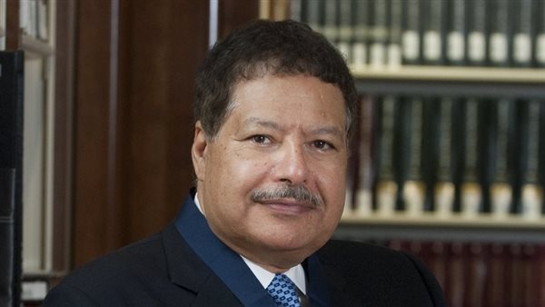 هل تم اغتيال أحمد زويل؟