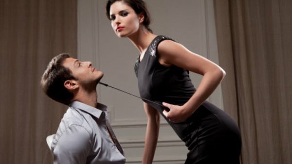 محاكم الأسرة، جبروت زوجة و«استبن تحت الطلب»
