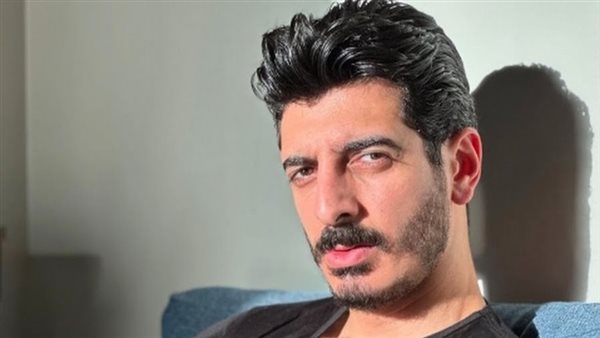  البلوجر المعروف باسم "شاكر محظور"