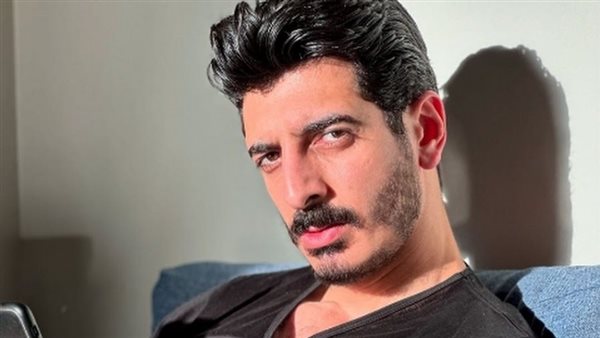 سبب القبض على البلوجر شاكر محظور