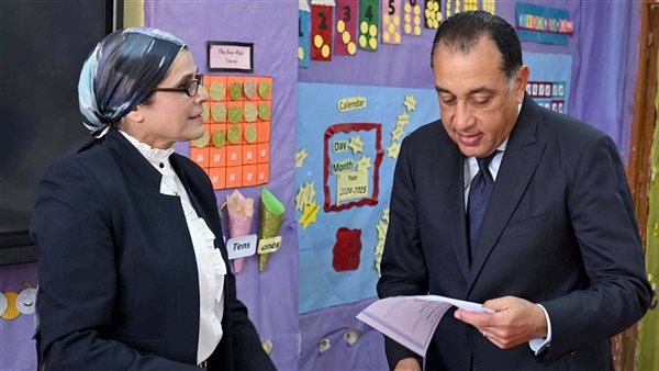 مدبولي يدلي بصوته في انتخابات مجلس الشيوخ 2025