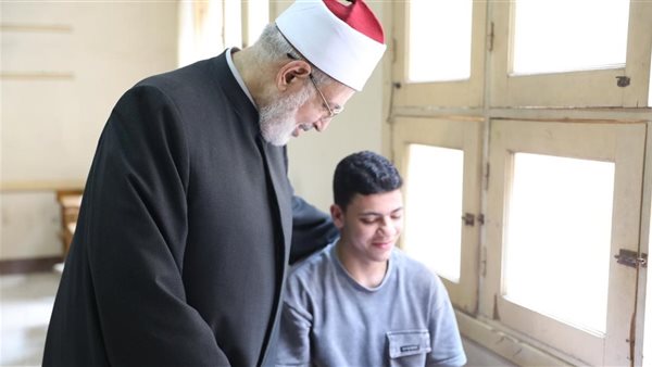 رسوم تقليل الاغتراب بالأزهر 2025، اعرف شروط القبول