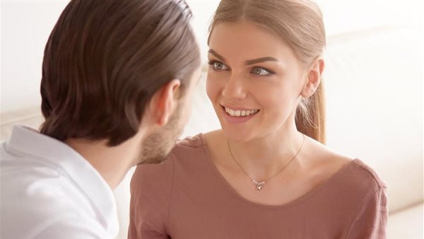 علامات تؤكد أن حبيبك مغرم بك