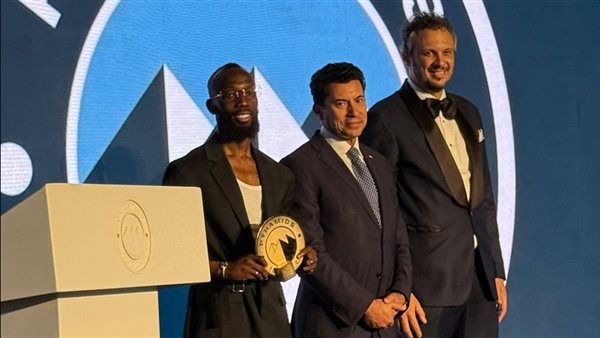 وزير الرياضة رفقة ممدوح عيد 