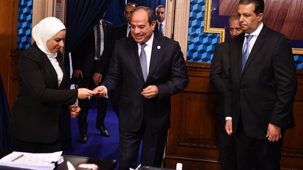 الرئيس السيسي يدلي بصوته في انتخابات مجلس الشيوخ 2025