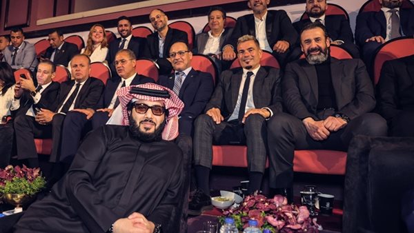 تركي آل الشيخ مع فنانين مصر 