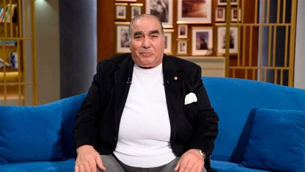 صلاة جنازة الفنان سيد صادق (فيديو)