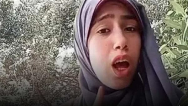 علياء قمرون للتحقيقات في النيابة: هاتوا لي شاورما، أنا جعانة