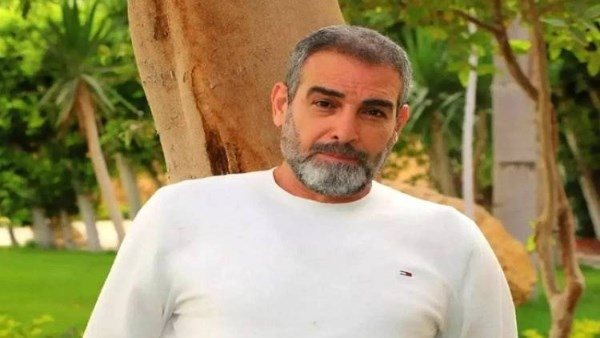 جائزة الإبداع والتميز للفنان أحمد عبد العزيز