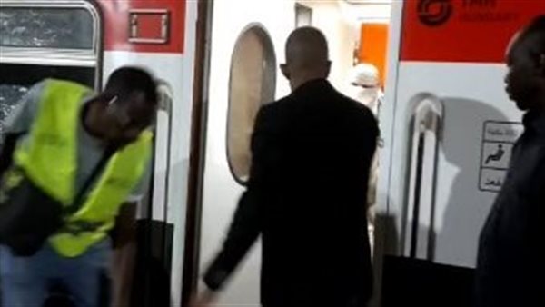 وصول السودانيين محطة السد العالي 