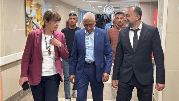 زيارة إنسانية عالمية: وفد "الحكماء" يشيد بـ خدمات مصر الطبية