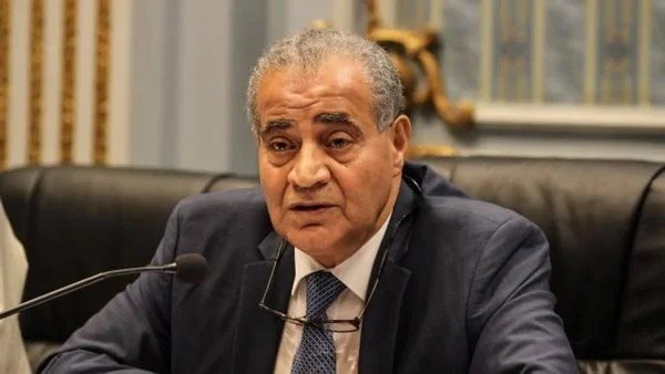  علي المصيلحي وزير التموين والتجارة الداخلية السابق
