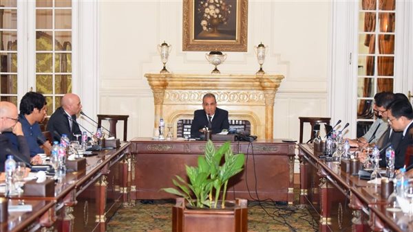 وزير الخارجية يلتقي ممثلي وسائل الإعلام الأجنبية لاستعراض مح