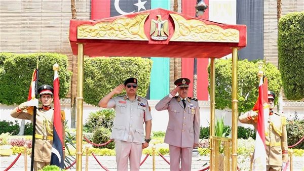 رئيس أركان حرب القوات المسلحة يبعث برقية تهئنة لخليفة حفتر