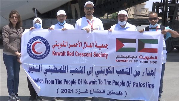 انطلاق طائرة مساعدات كويتية ضمن جسر جوى لإغاثة غزة