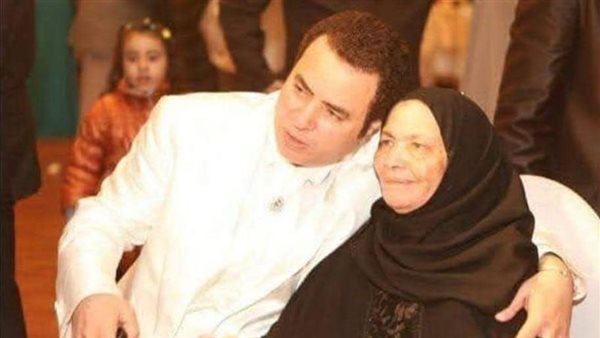 موعد ومكان عزاء والدة الفنان صبحي خليل