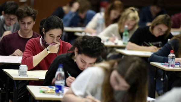 لو عايز تبقى مهندس أو دكتور ومجبتش مجموع، هل البكالوريا الحل