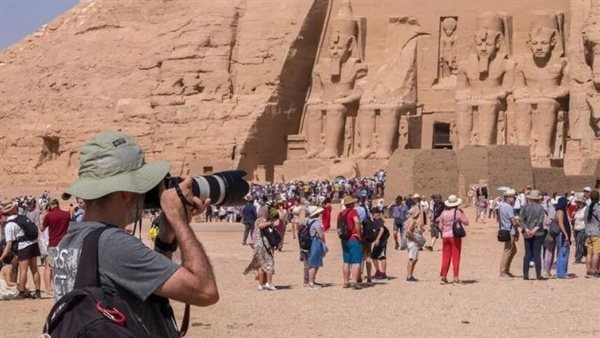 إيرادات السياحة تحقق نحو 100 مليار دولار 2029