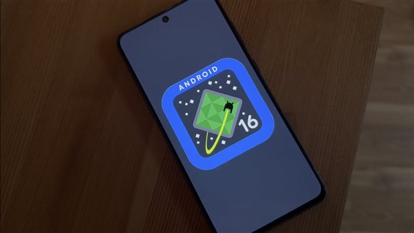 تحديث Android 16: سامسونج تبدأ إطلاق واجهة One UI 8 على هذه 