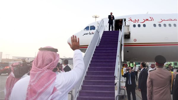 الرئيس عبدالفتاح السيسي رئيس الجمهورية 