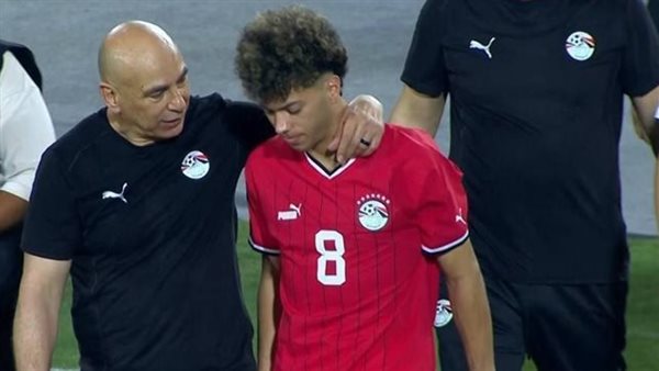 إمام عاشور مع حسام حسن 