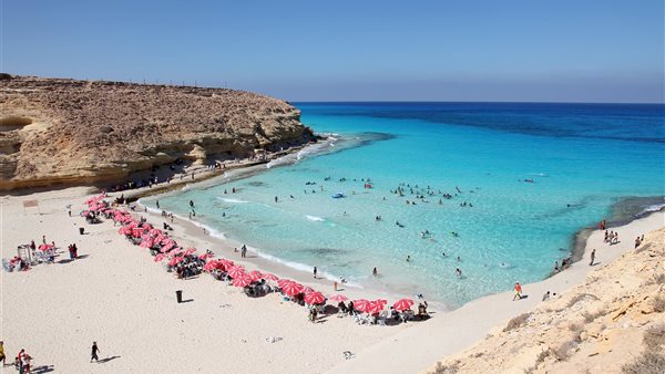 رئيس مدينة مرسى مطروح  يحذر من السباحة بالشواطئ المفتوحة 