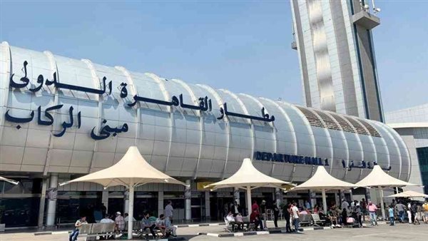 مطار القاهرة الدولي 