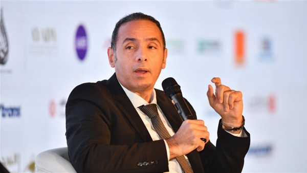 الدكتور إسلام عزام، رئيس البورصة المصرية الجديد