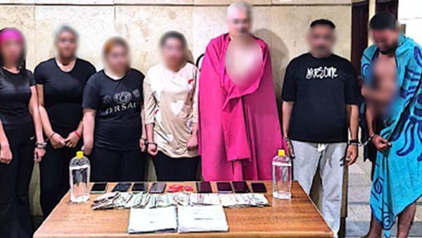 المتهمين والمضبوطات 