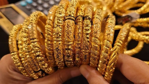 توقعات سعر الذهب الايام القادمة في مصر 2025