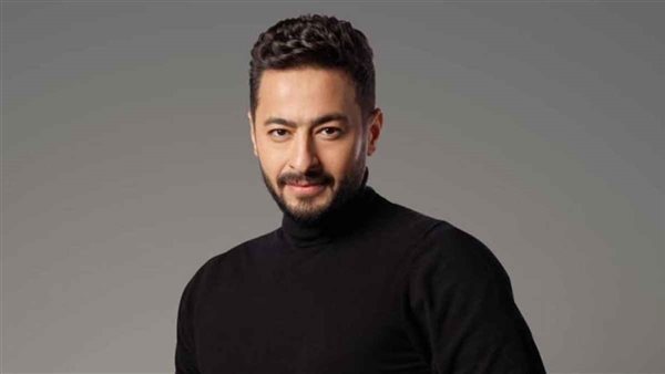 الفنان حمادة هلال 