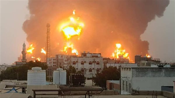 الحوثي يطلق صاروخًا باليستيًا باتجاه سفينة إسرائيلية «سكارلي