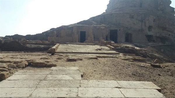 اللي عاوزة تخلف..  القصة الكالة لـ "معبد التماسيح" في المنيا