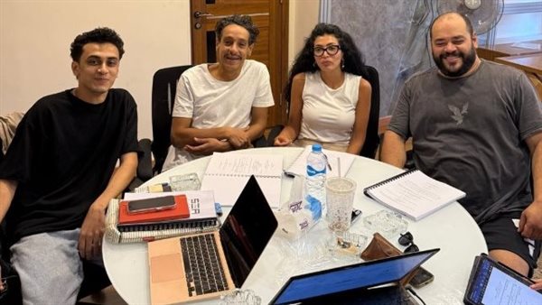 محمد ممدوح وعلي صبحي في التحضيرات لفيلم حتة مني
