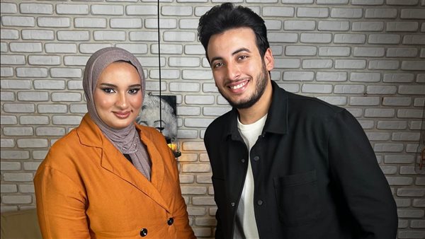 بارا أحمد والمطرب الحسن عادل