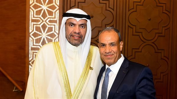 وزير الخارجية يلتقي ونظيره الكويتي على هامش انعقاد الدورة ١٦