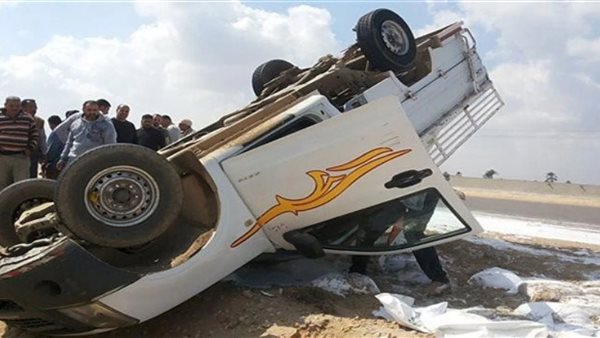 حادث انقلاب سيارة ربع نقل- أرشيفية
