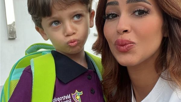 رنا سماحة ونجلها 