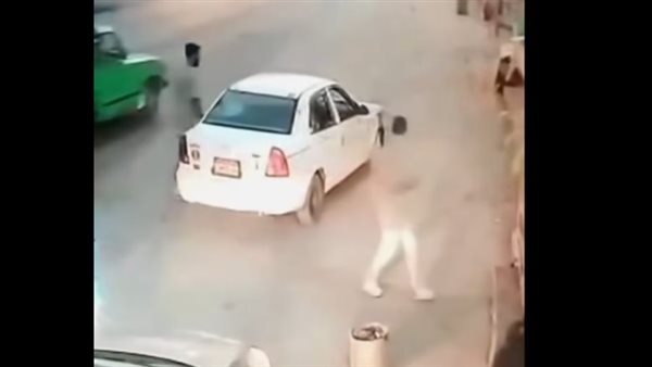 سرقة سيارة أجرة في مدينة نصر
