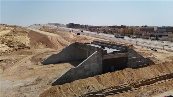 آخر مستجدات تنفيذ مشروع خط سكة حديد الروبيكي العاشر من رمضان