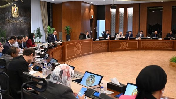 مدبولي عن إزالة العقارات المتقادمة والآيلة للسقوط
